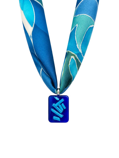 Azul